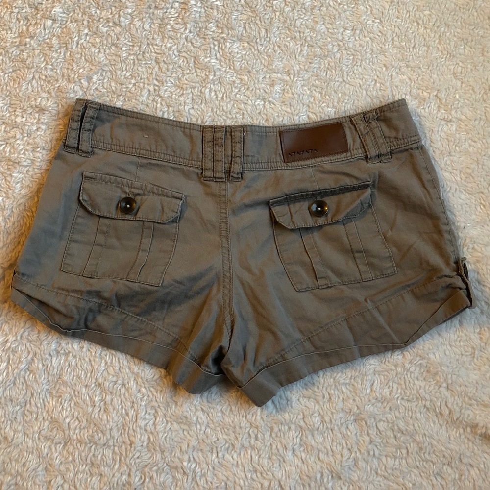 **SOLD** Dollhouse Cargo Shorts - Picture 2 of 4